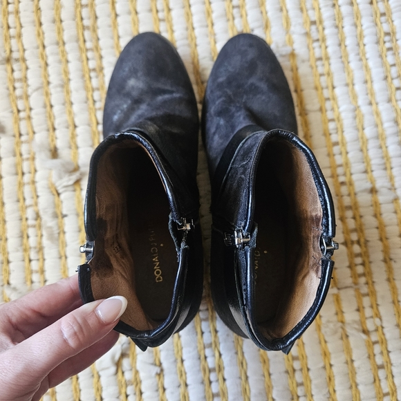 Donald J Pliner Dalis bootie in leather suede - Picture 4 of 6